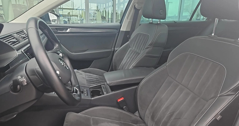 Skoda Superb cena 94900 przebieg: 172908, rok produkcji 2020 z Gniew małe 137